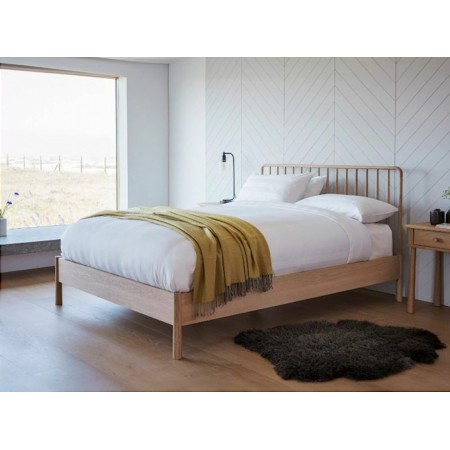 Gallery - Wycombe Oak Spindle Bedstead